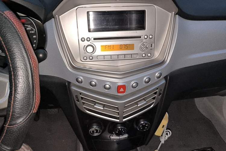 Used Oley 2012 Sedan 1.5L Manual Comfort Model Audio And AC Panel