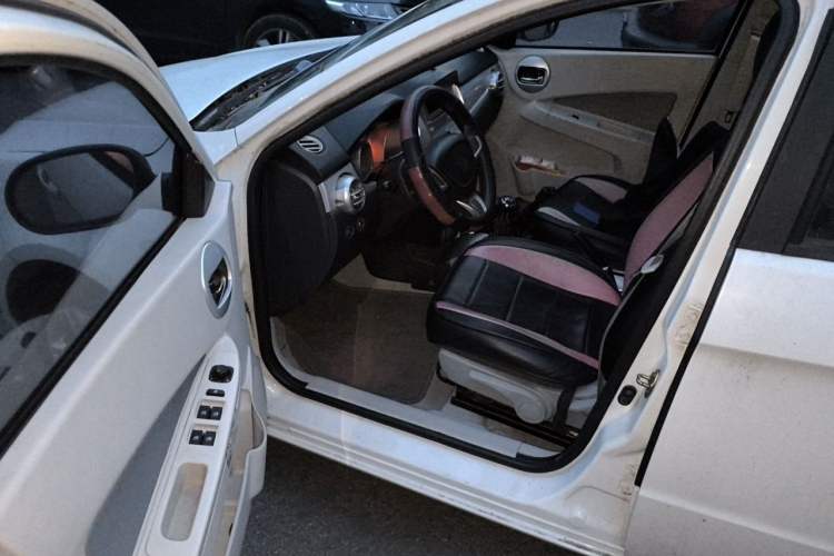 Used Oley 2012 Sedan 1.5L Manual Comfort Model Driver Seat