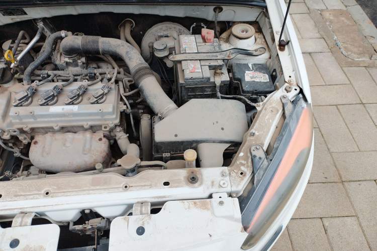 Used Oley 2012 Sedan 1.5L Automatic Comfort Model Engine Bay Left