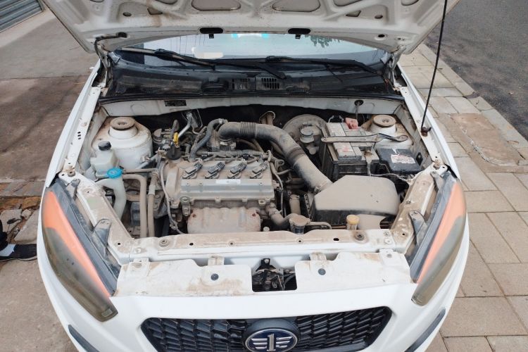 Used Oley 2012 Sedan 1.5L Automatic Comfort Model Engine Bay