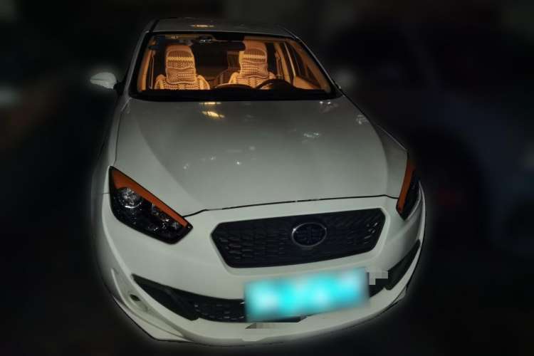 Used Oley 2012 Sedan 1.5L Manual Comfort Model Front