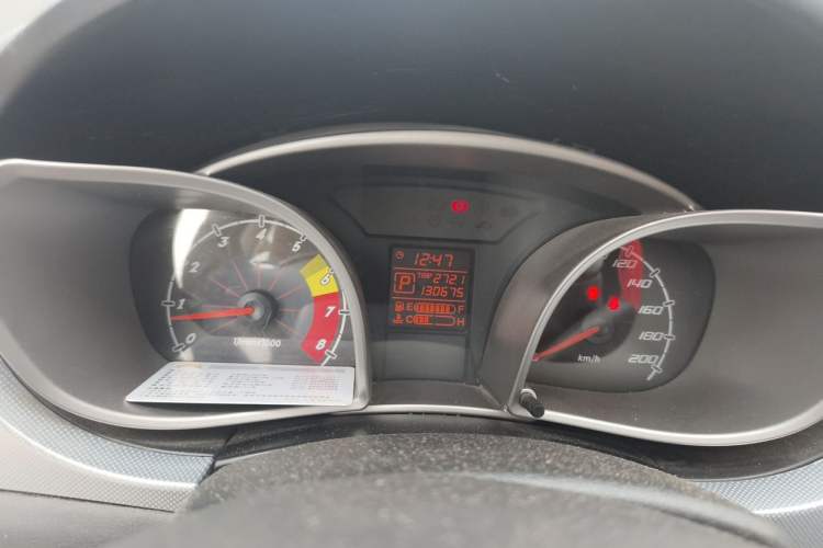 Used Oley 2012 Sedan 1.5L Automatic Comfort Model Instrument Cluster