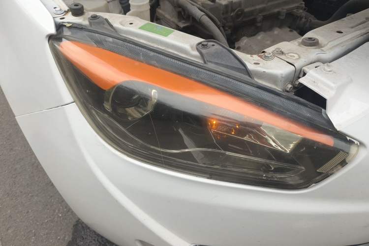 Used Oley 2012 Sedan 1.5L Automatic Comfort Model Right Front Headlight
