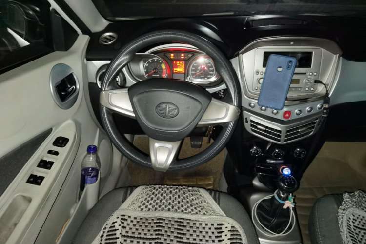 Used Oley 2012 Sedan 1.5L Manual Comfort Model Steering Wheel
