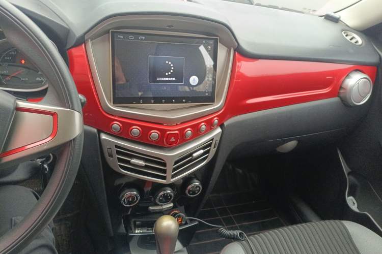 Used Oley 2014 Hatchback 1.5L Automatic Comfort Model Audio And AC Panel