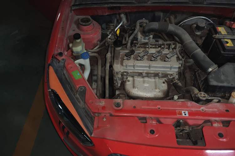 Used Oley 2014 Hatchback 1.5L Manual Comfort Model Engine Bay Right