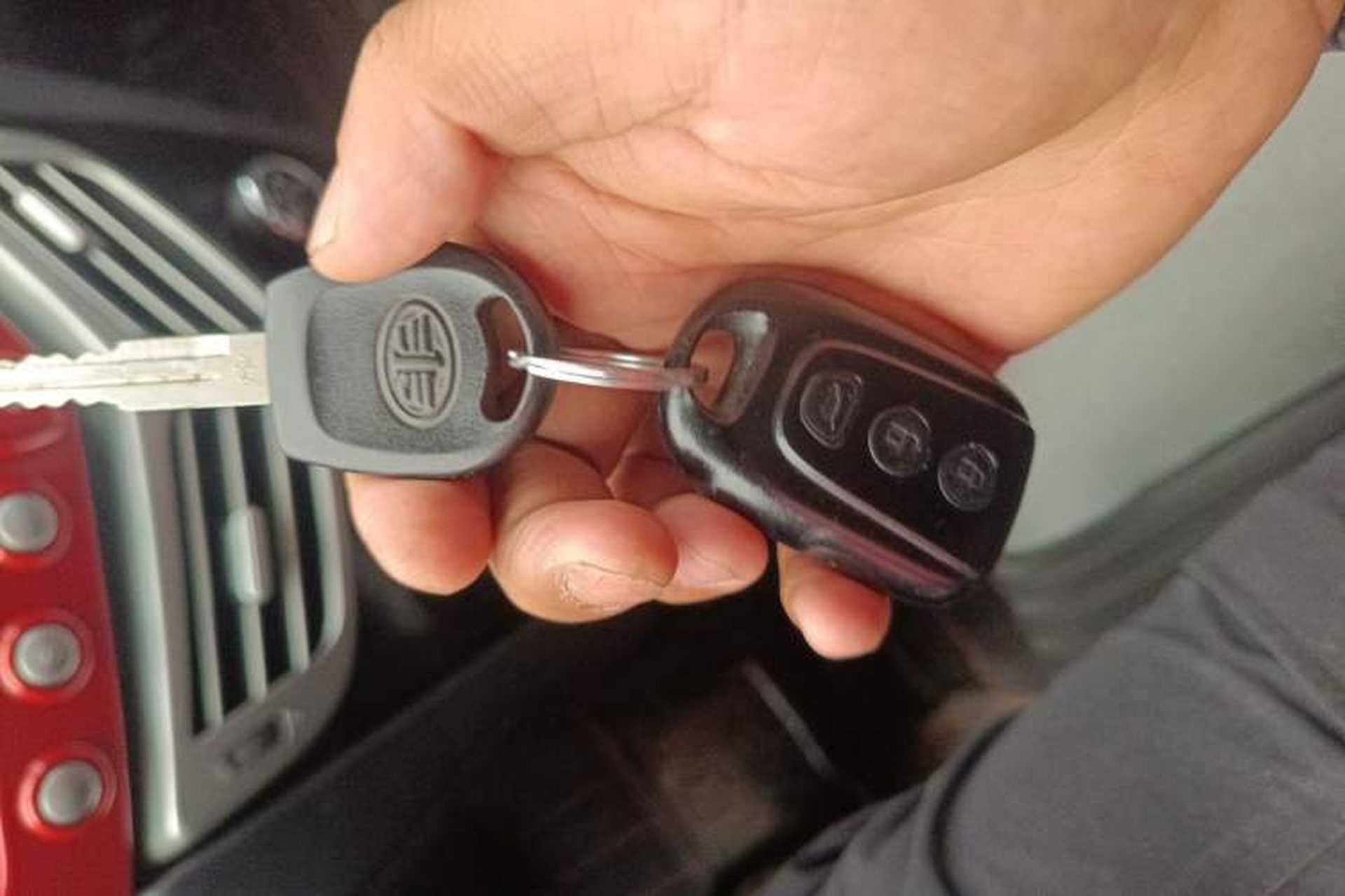 Used Oley 2014 Hatchback 1.5L Automatic Comfort Model Vehicle Key