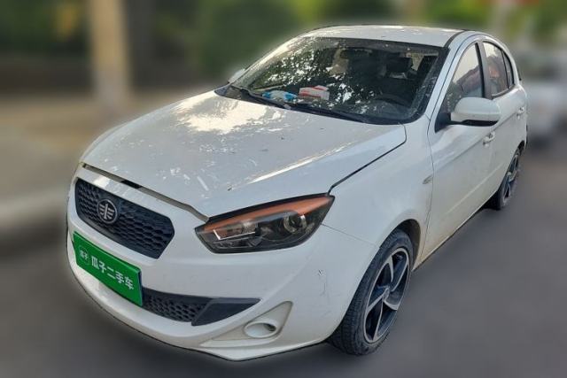 Used Oley 2014 Hatchback 1.5L Manual Comfort Model