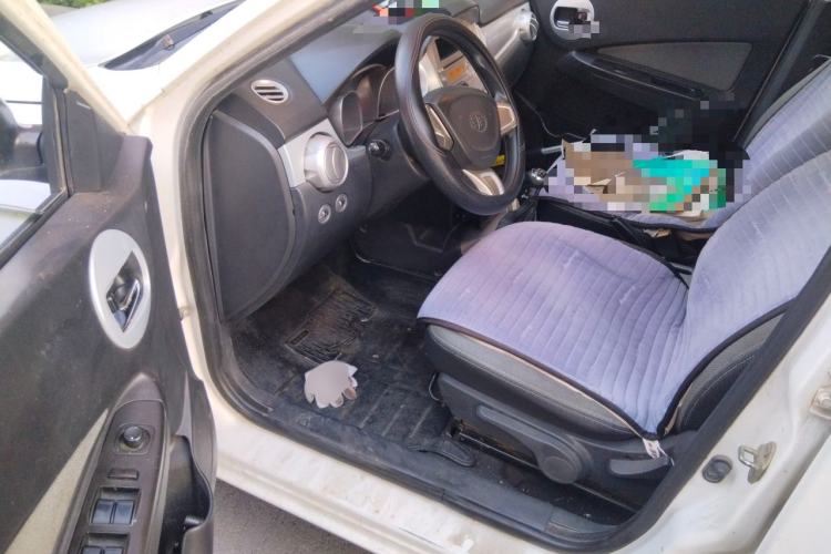 Used Oley 2014 Hatchback 1.5L Manual Comfort Model Driver Seat