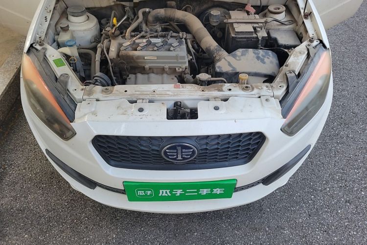 Used Oley 2014 Hatchback 1.5L Manual Comfort Model Engine Bay