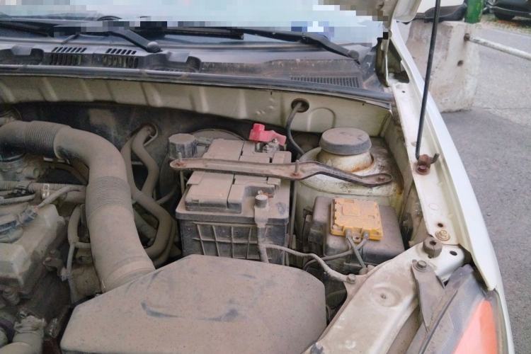 Used Oley 2014 Hatchback 1.5L Manual Comfort Model Engine Bay Left
