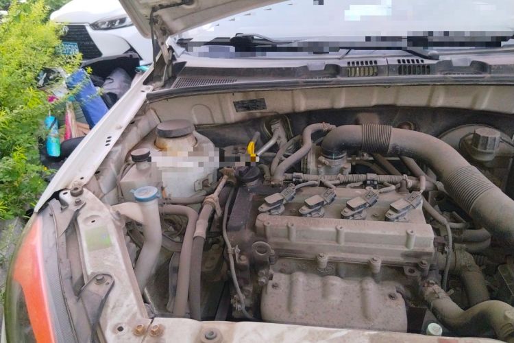 Used Oley 2014 Hatchback 1.5L Manual Comfort Model Engine Bay Right