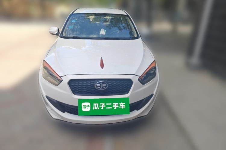 Used Oley 2014 Hatchback 1.5L Manual Comfort Model Front