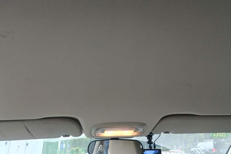 Used Oley 2014 Hatchback 1.5L Automatic Comfort Model Headliner