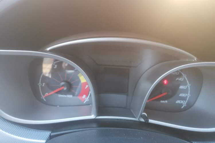 Used Oley 2014 Hatchback 1.5L Automatic Comfort Model Instrument Cluster