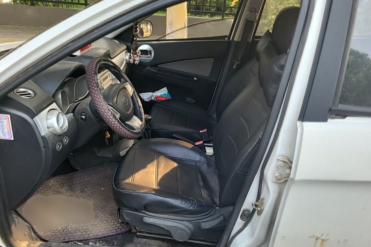 Used Oley 2014 Hatchback 1.5L Manual Comfort Model Left Front Seat