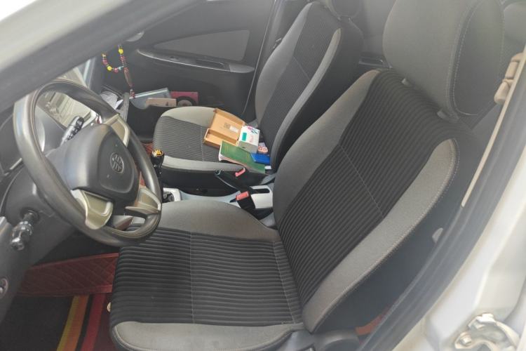 Used Oley 2014 Hatchback 1.5L Manual Comfort Model Left Front Seat