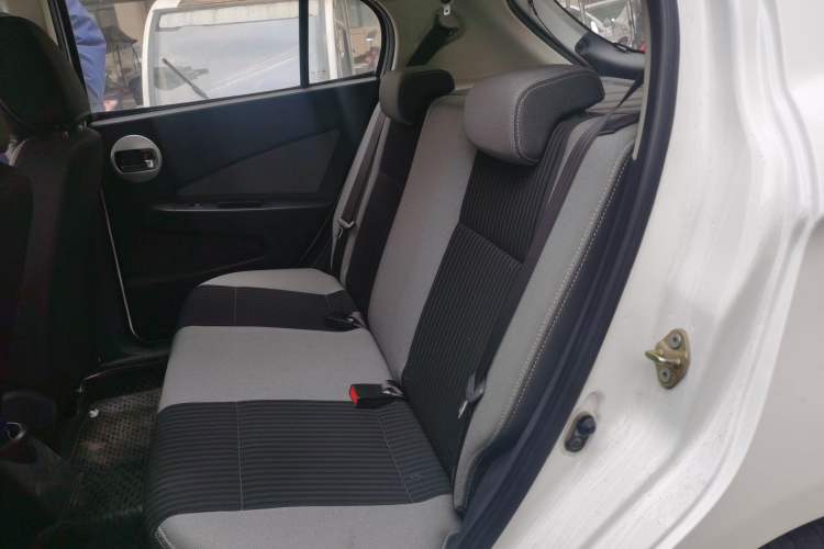 Used Oley 2014 Hatchback 1.5L Manual Comfort Model Left Rear Seat