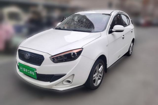 Used Oley 2014 Hatchback 1.5L Manual Comfort Model