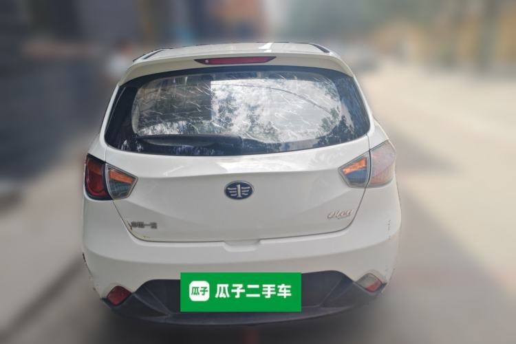 Used Oley 2014 Hatchback 1.5L Manual Comfort Model Rear