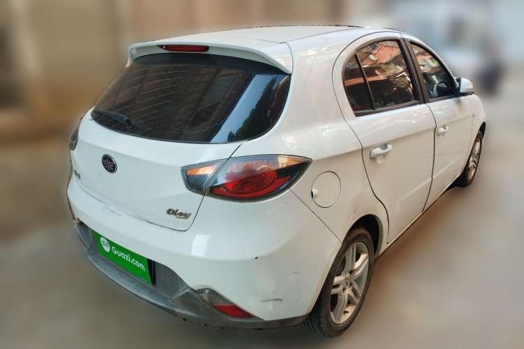 Used Oley 2014 Hatchback 1.5L Manual Comfort Model Rear Right 45 Deg