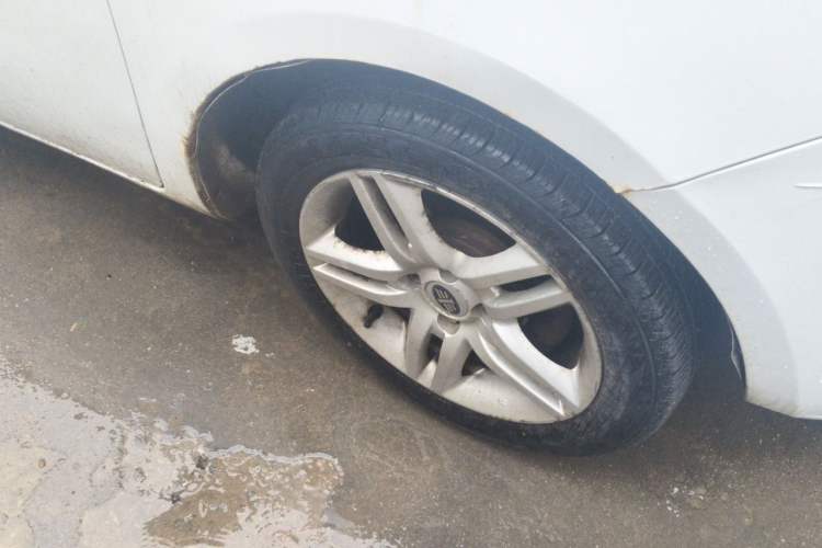Used Oley 2014 Hatchback 1.5L Manual Comfort Model Right Front Wheel Hub
