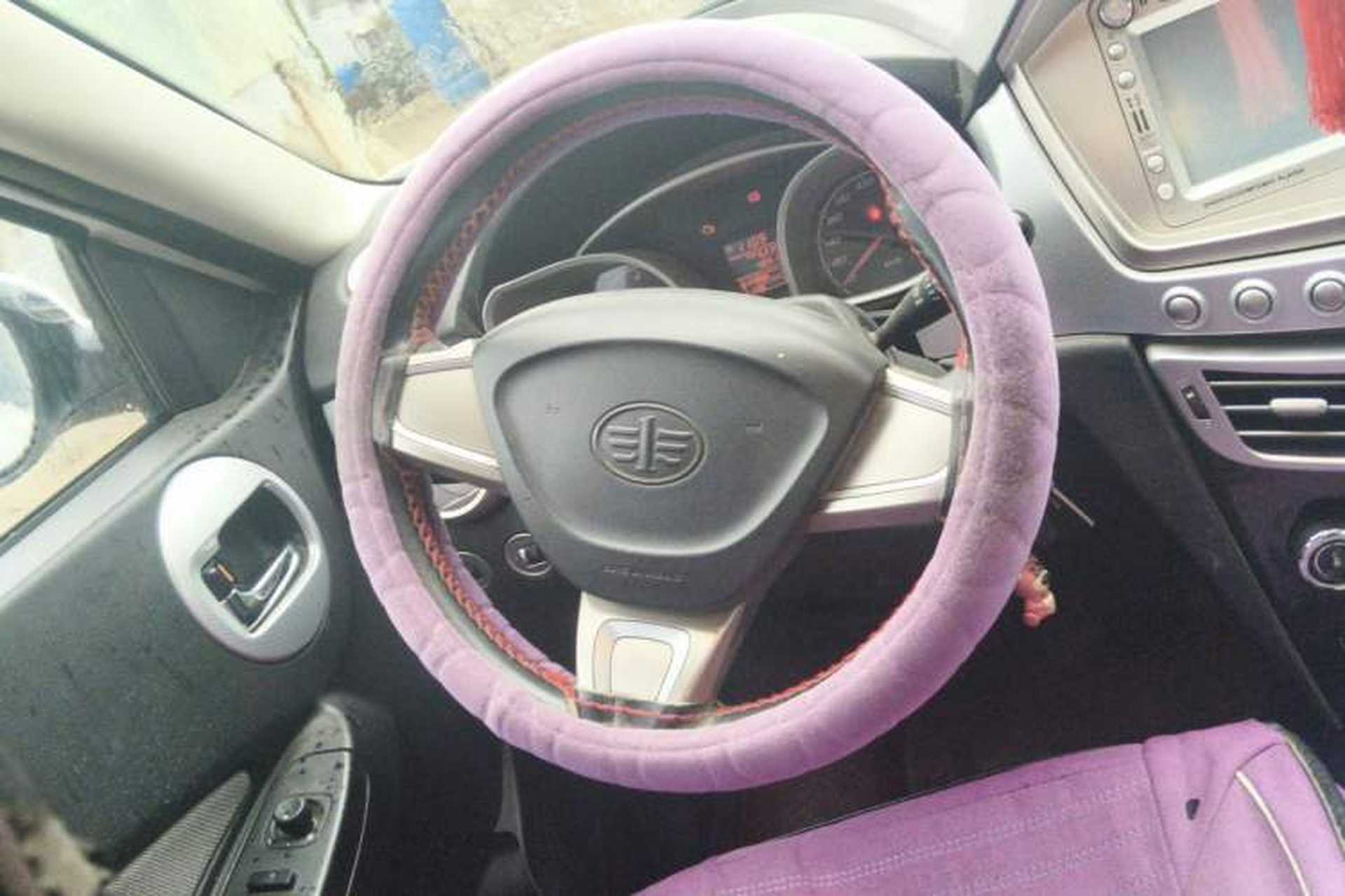 Used Oley 2014 Hatchback 1.5L Manual Comfort Model Steering Wheel