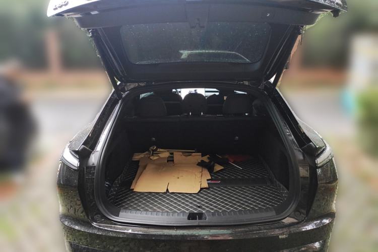Used ONVO L60 2024 60 kWh Rear-Drive Version Trunk