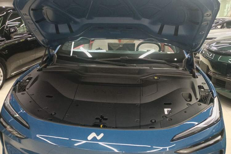 Used ONVO L60 2024 60 kWh Rear-Drive Version Engine Bay