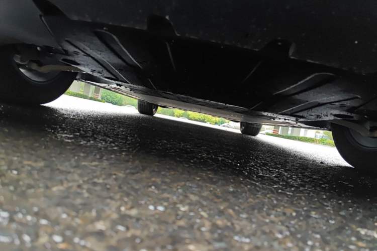 Used ONVO L60 2024 60 kWh Rear-Drive Version Chassis Front