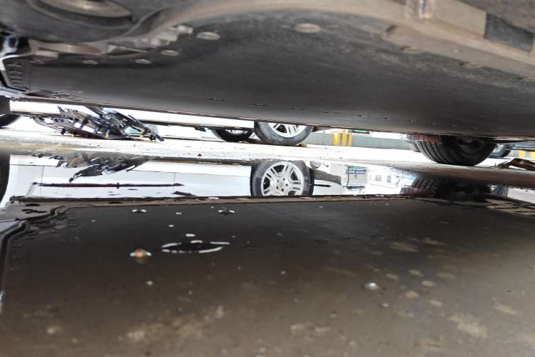 Used ONVO L60 2024 60 kWh Rear-Drive Version Chassis Front Left