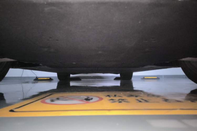 Used ONVO L60 2024 60 kWh Rear-Drive Version Chassis Front