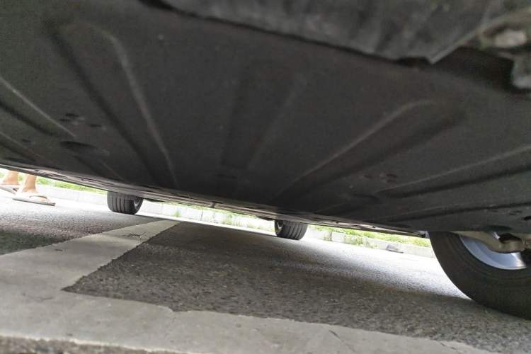 Used ONVO L60 2024 60 kWh Rear-Drive Version Chassis Front