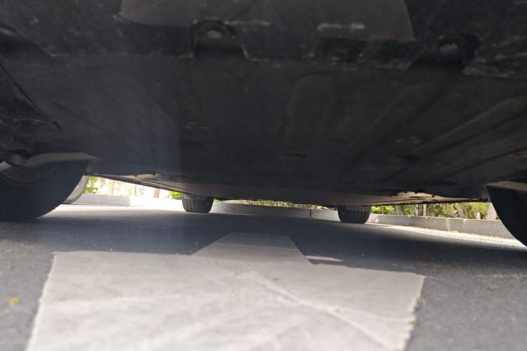 Used ONVO L60 2024 60 kWh Rear-Drive Version Chassis Front