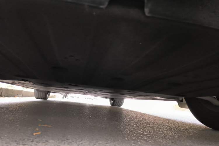 Used ONVO L60 2024 60 kWh Rear-Drive Version Chassis Front