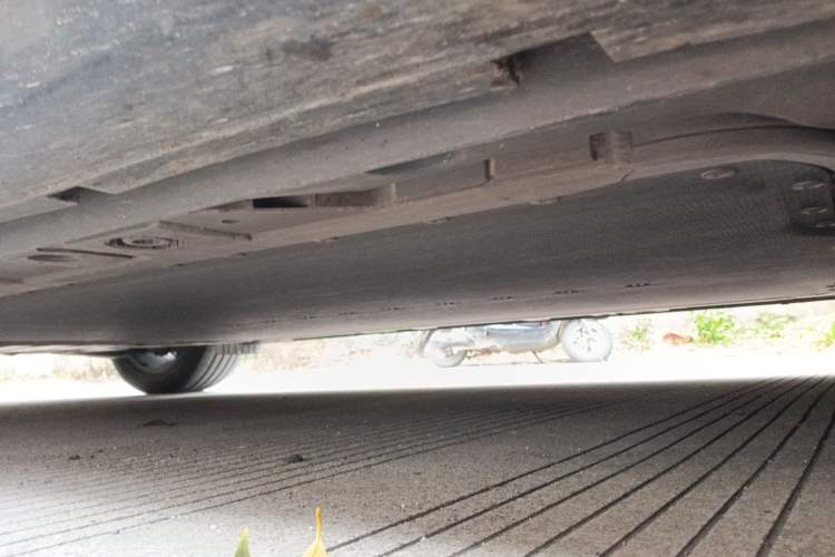 Used ONVO L60 2024 60 kWh Rear-Drive Version Chassis Front Right
