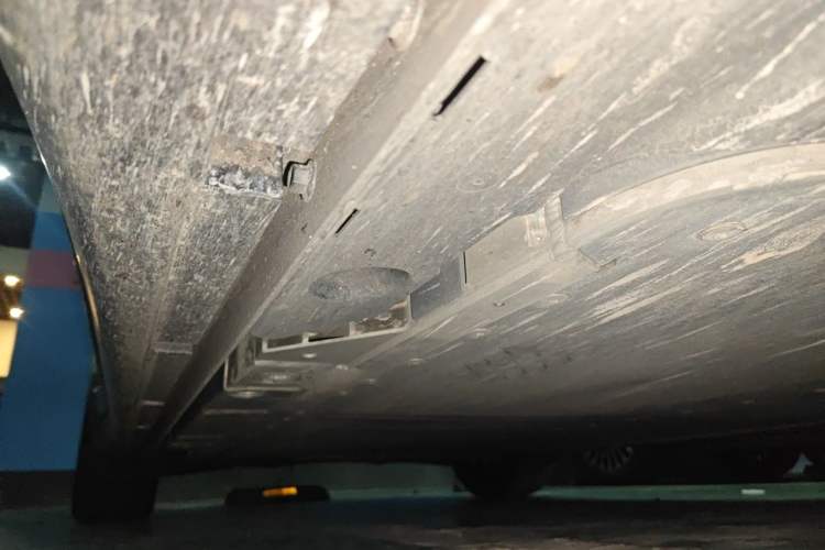 Used ONVO L60 2024 60 kWh Rear-Drive Version Chassis Front Right