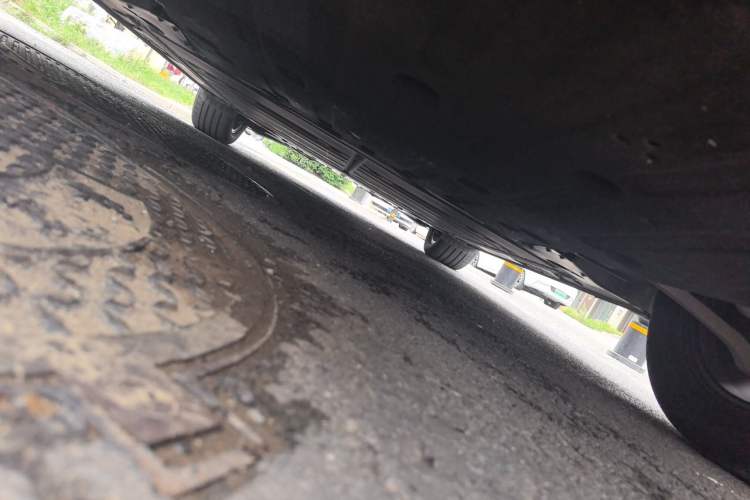 Used ONVO L60 2024 60 kWh Rear-Drive Version Chassis Front