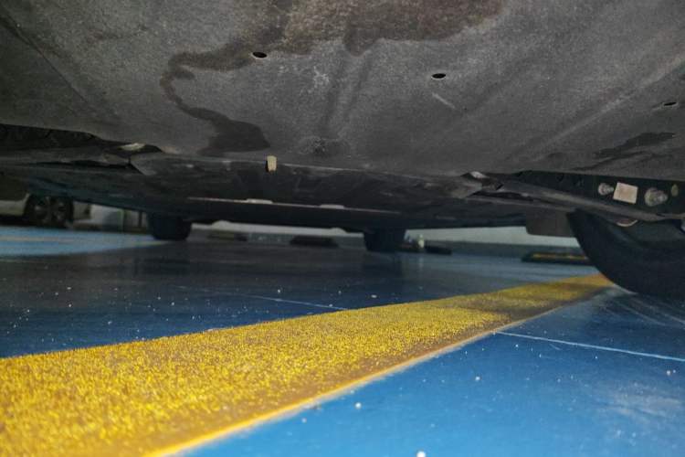 Used ONVO L60 2024 60 kWh All-Wheel Drive Chassis Rear