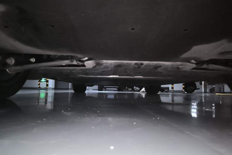 Used ONVO L60 2024 60 kWh Rear-Drive Version Chassis Rear