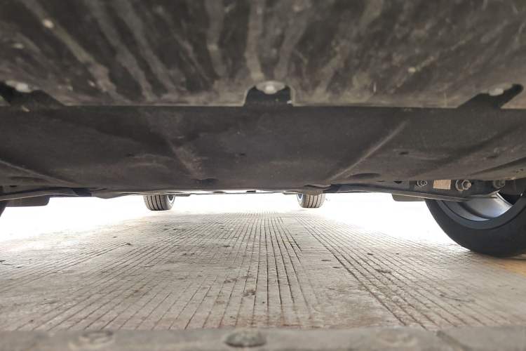 Used ONVO L60 2024 60 kWh All-Wheel Drive Chassis Rear