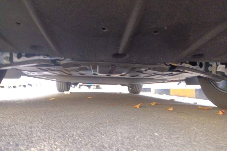 Used ONVO L60 2024 60 kWh All-Wheel Drive Chassis Rear