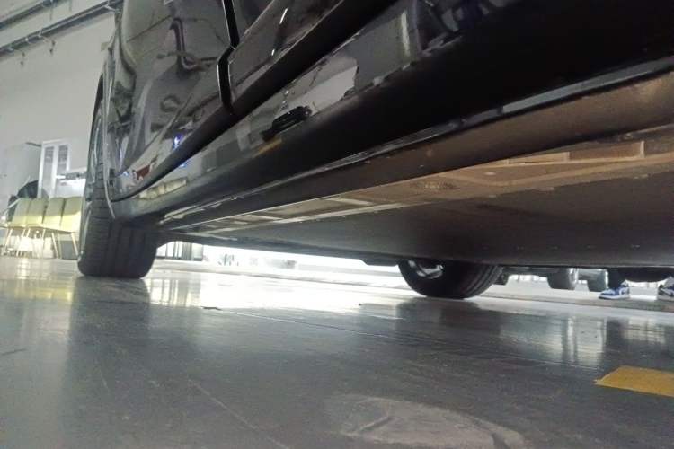 Used ONVO L60 2024 60 kWh Rear-Drive Version Chassis Rear Left