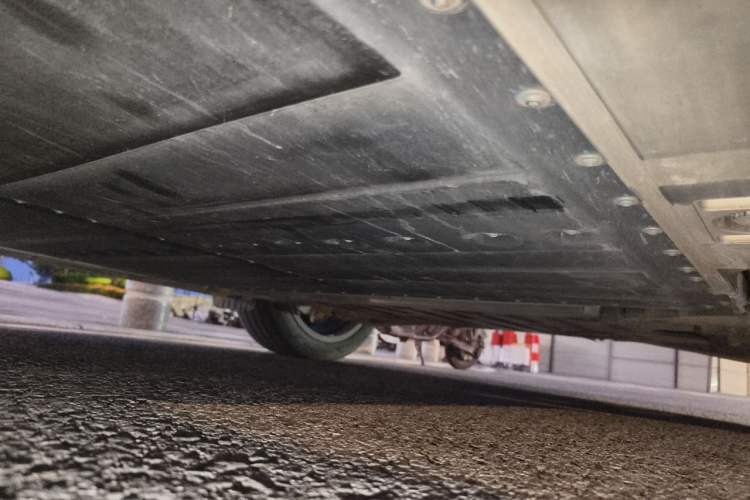 Used ONVO L60 2024 60 kWh All-Wheel Drive Chassis Rear Left