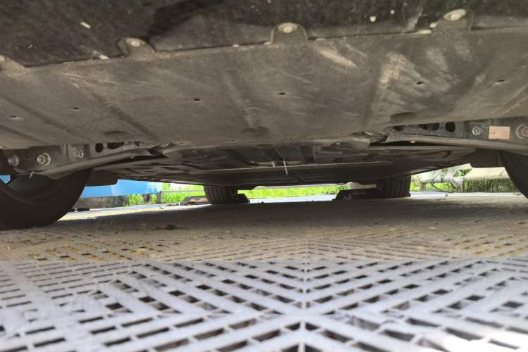 Used ONVO L60 2024 60 kWh Rear-Drive Version Chassis Rear
