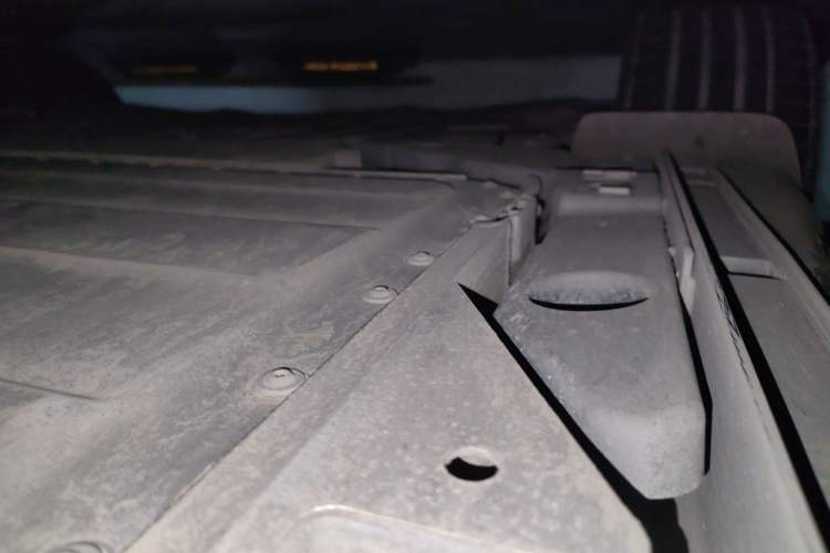 Used ONVO L60 2024 60 kWh Rear-Drive Version Chassis Rear Right
