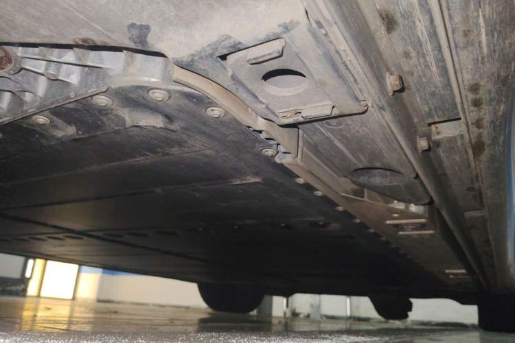 Used ONVO L60 2024 60 kWh Rear-Drive Version Chassis Rear Right