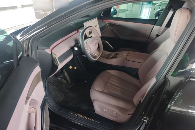Used ONVO L60 2024 60 kWh Rear-Drive Version Driver Seat