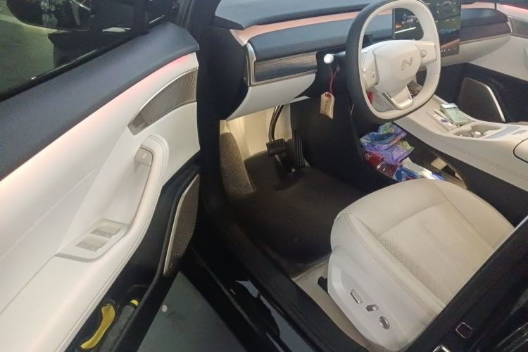 Used ONVO L60 2024 60 kWh Rear-Drive Version Driver Seat