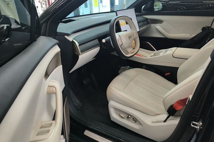 Used ONVO L60 2024 60 kWh Rear-Drive Version Driver Seat